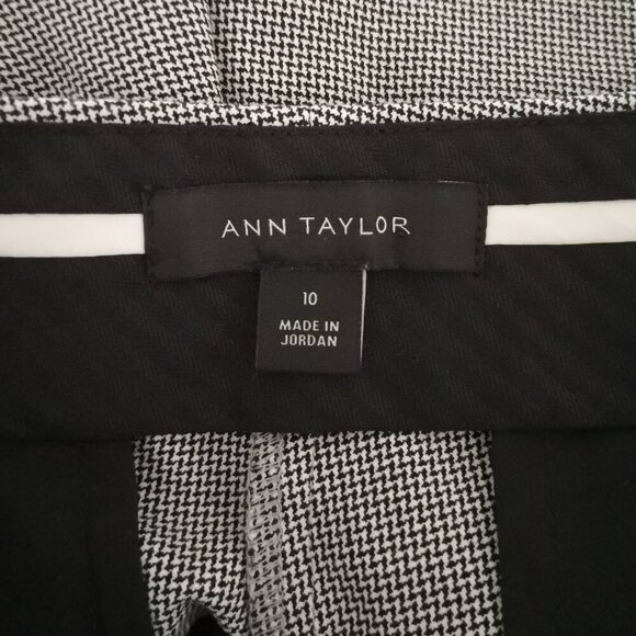 Ann Taylor Straight Leg Pants Size 10 - Picture 6 of 7